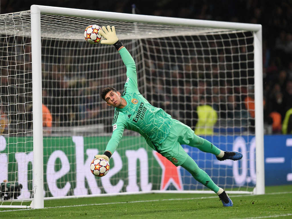 球观众对足 球观众对足