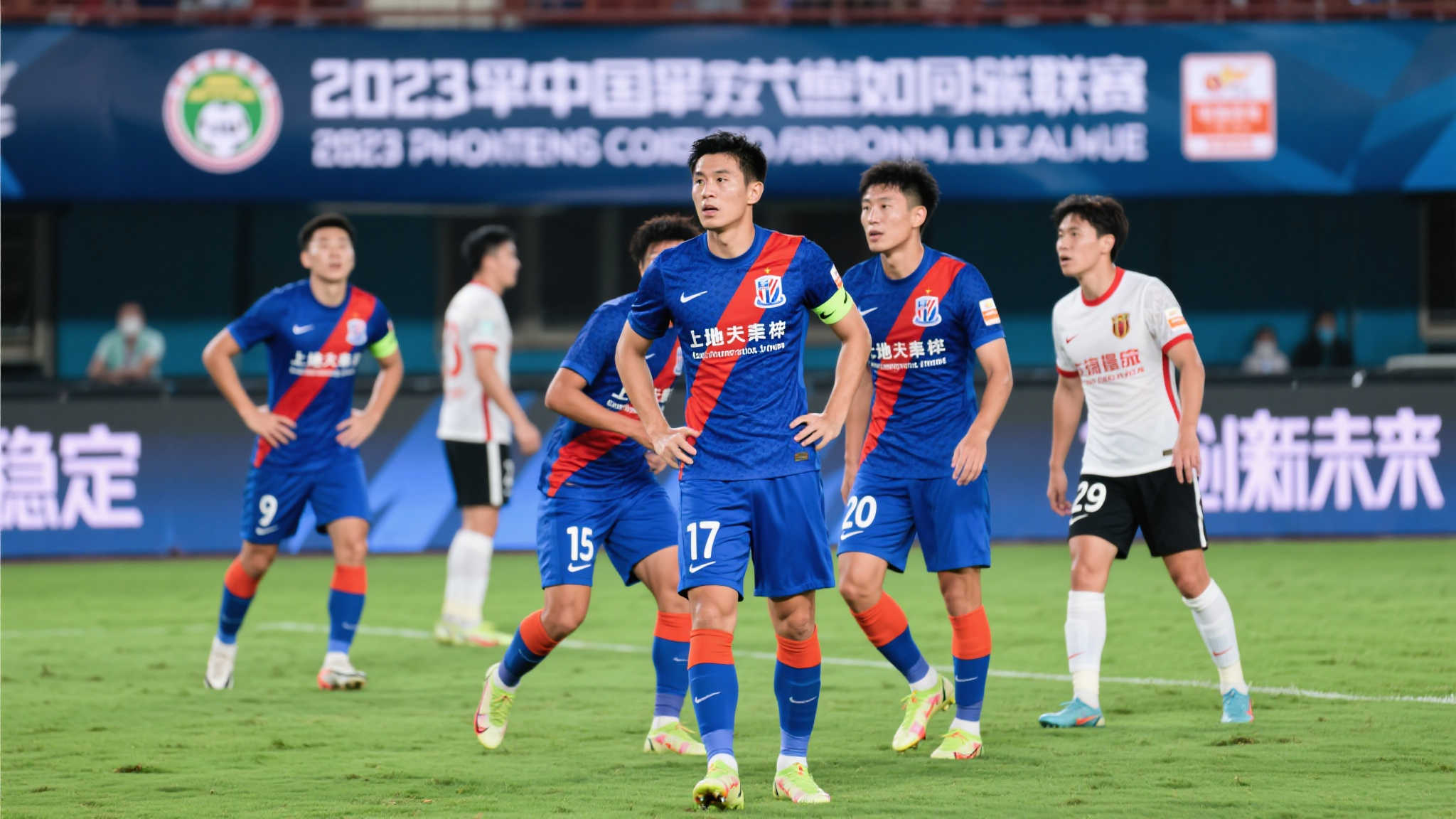 正在受到越 正在受到越